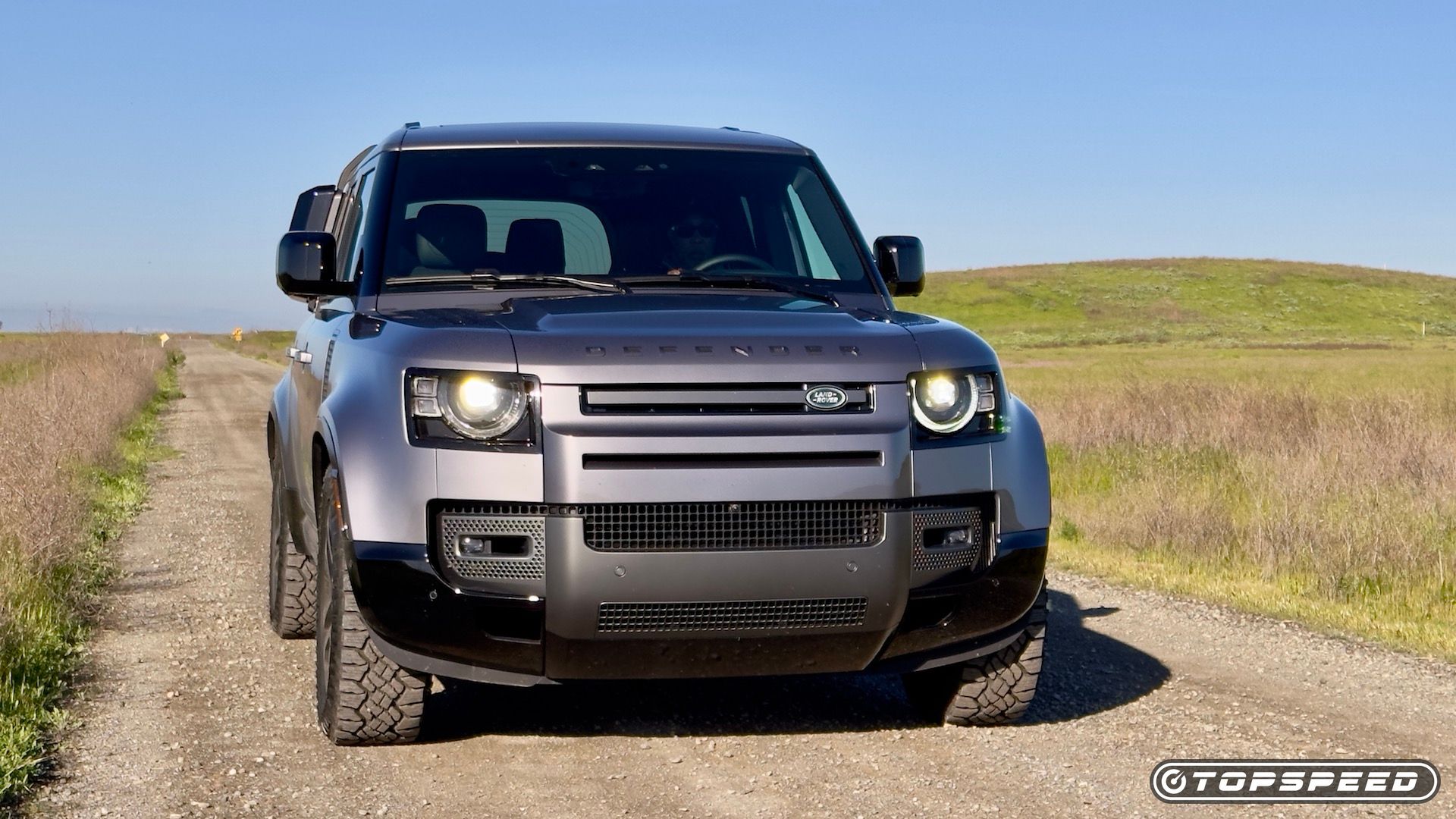 2024 Land Rover Defender Outbound - Exterior Front