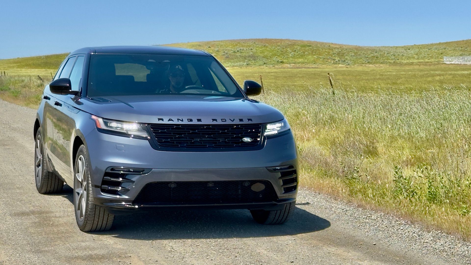 2024 Range Rover Velar Exterior Lead Image-1