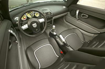 Dodge Slingshot - interior