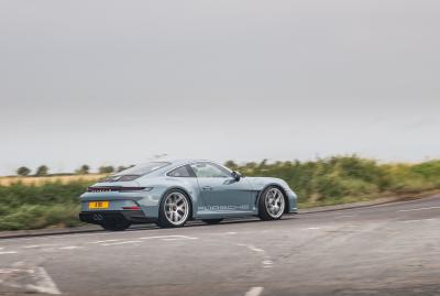 Porsche 911 S/T, rear, driving