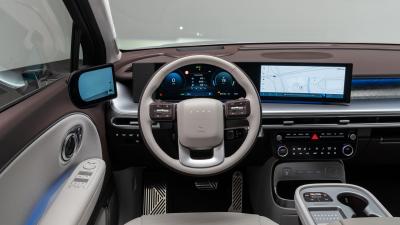 Hyundai Ioniq 9, interior front