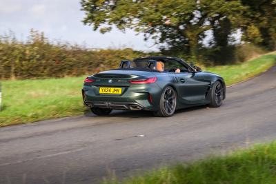 BMW Z4 Handschalter - driving