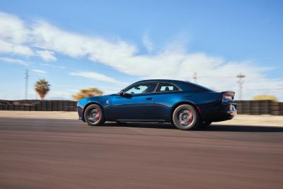 Dodge Charger Daytona - side