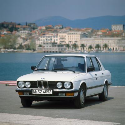 BMW 5-series E28