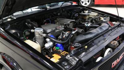 GMC Typhoon, engine