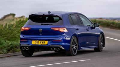 Mk8.5 VW Golf R, rear 3/4, driving