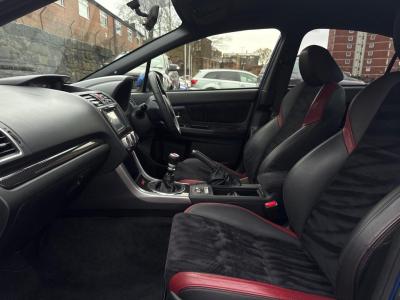 Subaru WRX STI - interior