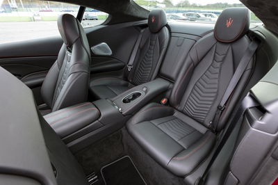 Maserati GranTurismo Trofeo - interior, rear