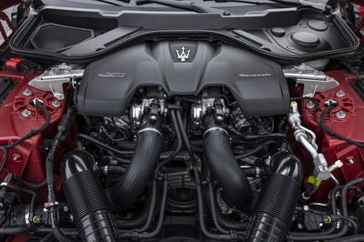 Maserati GranTurismo Trofeo - engine bay