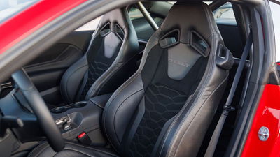 Shelby Super Snake-R, seats
