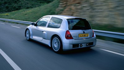 Renault Clio V6