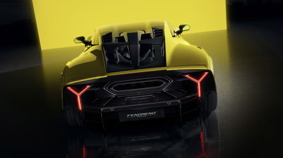 Lamborghini Fenomeno - rear