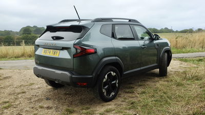 Dacia Duster Hybrid - rear