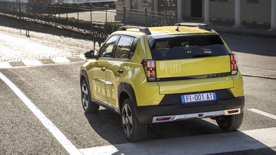 Fiat Grande Panda Electric La Prima - rear