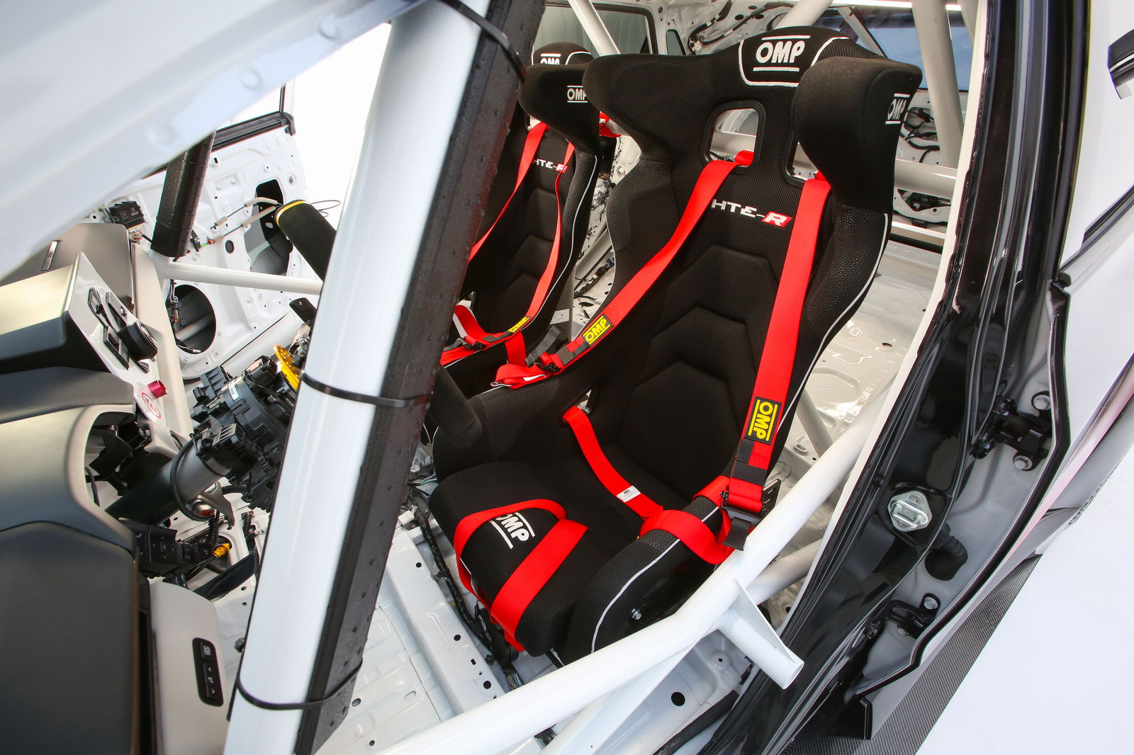 Toyota bZ Time Attack - interior