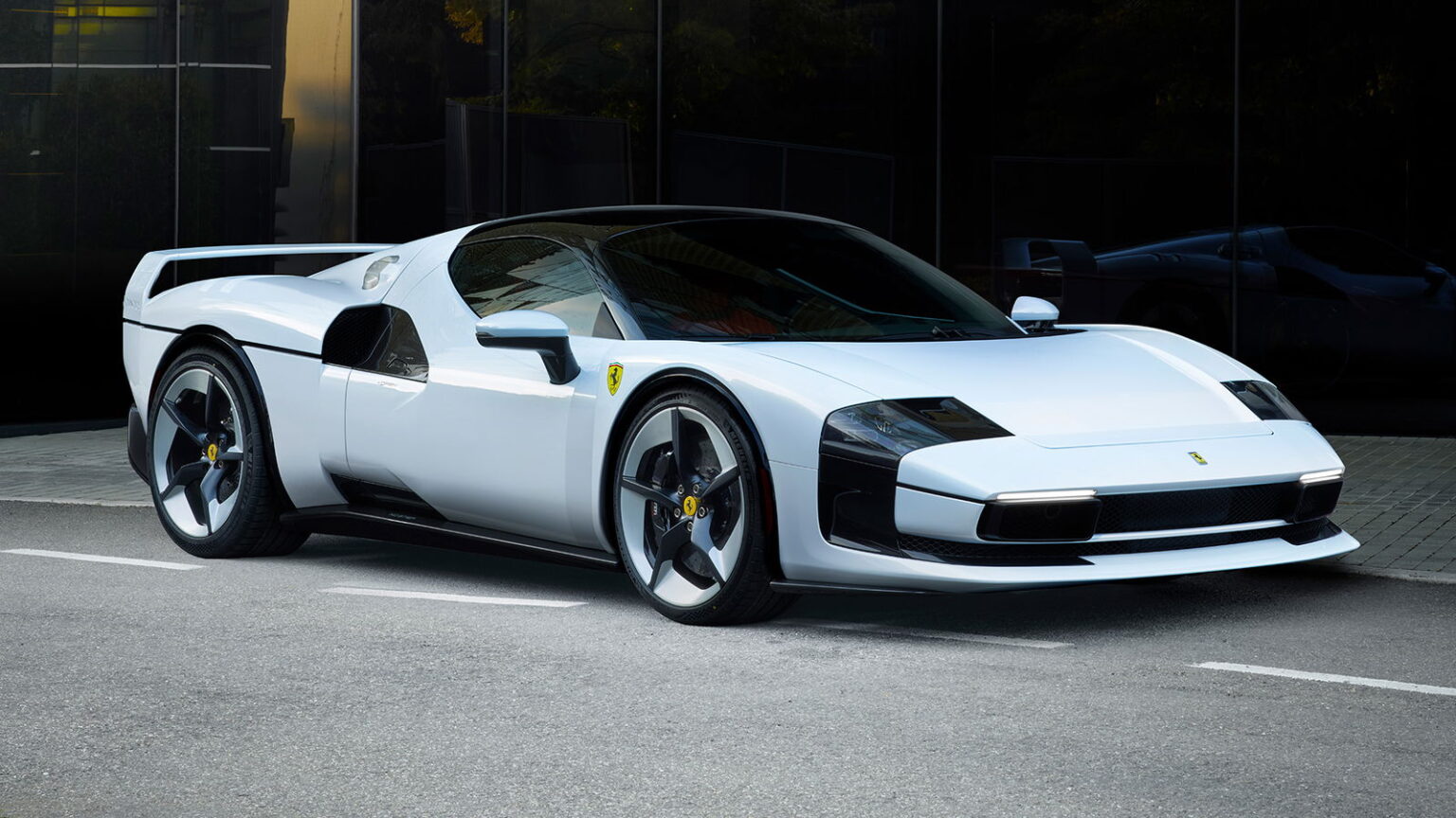 One-Off Ferrari SC40 Pays Homage To The F40