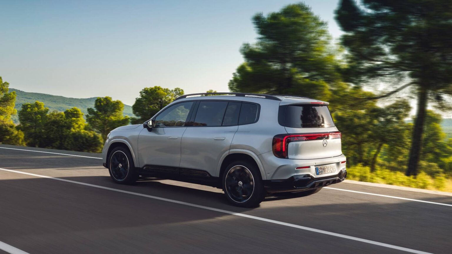 2027 Mercedes GLB EV Will Underpin A ‘High-Tech’ Hybrid