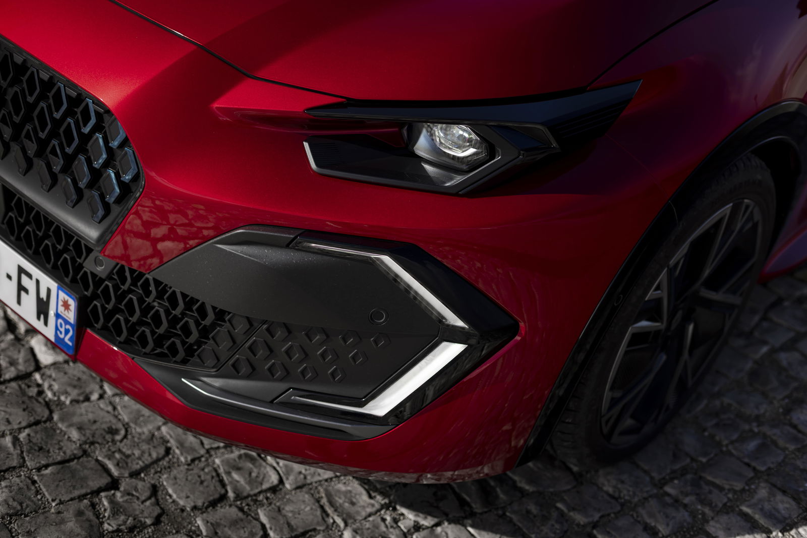 Renault Clio Mk6 - front detail