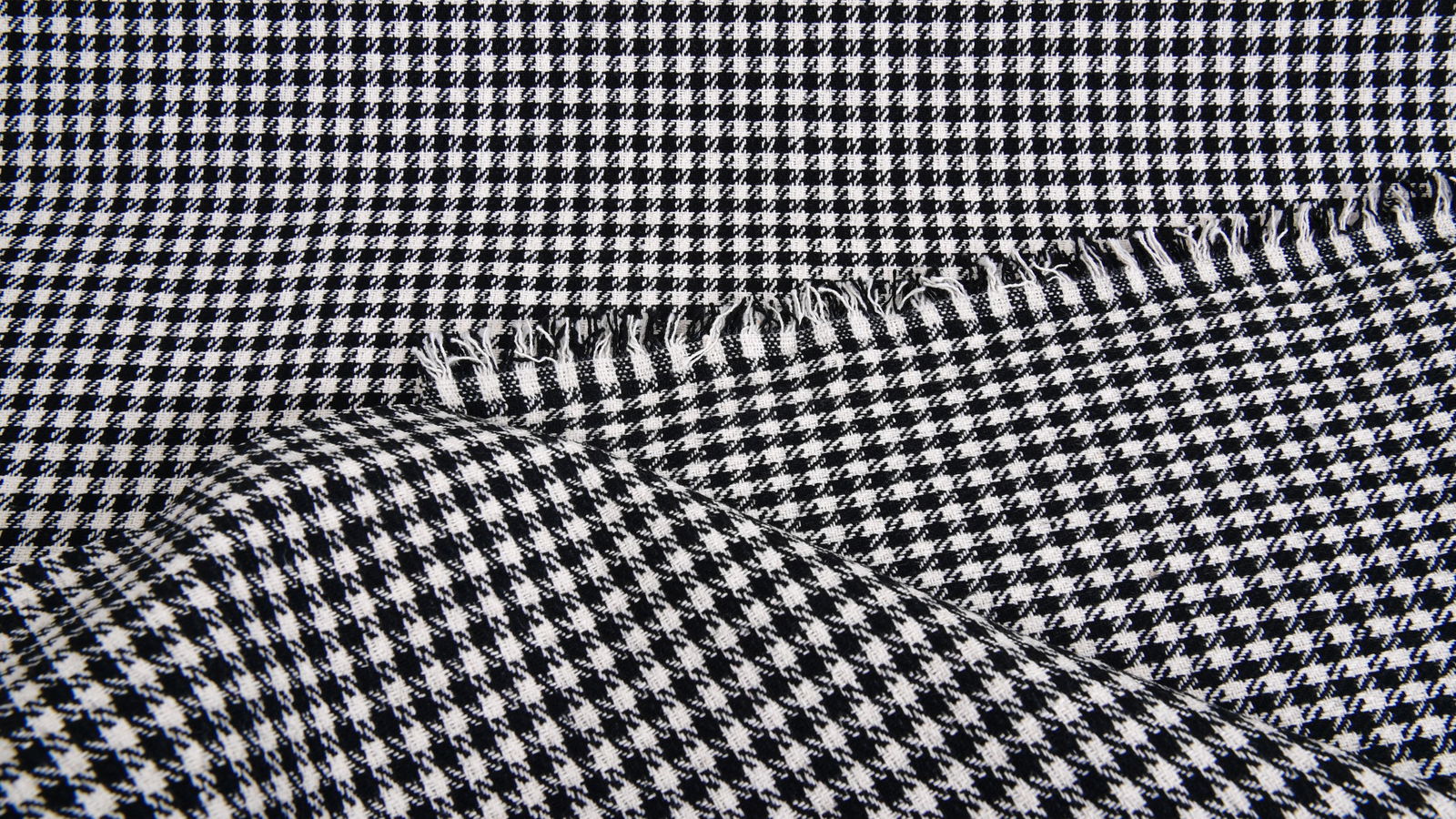 Porsche Pepita fabric