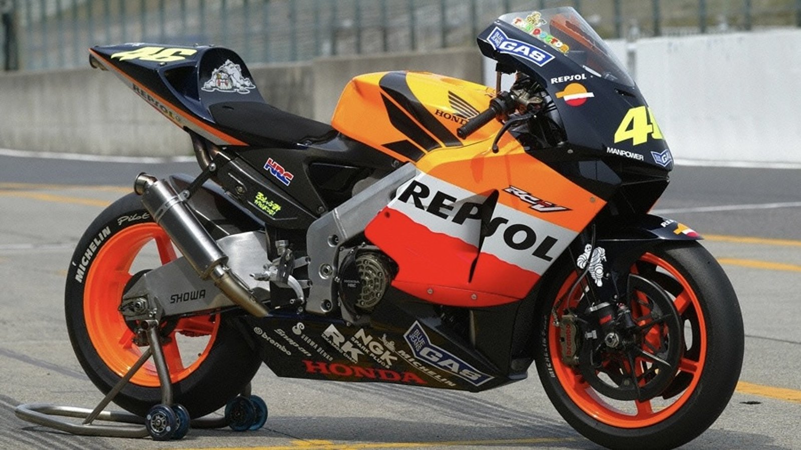 Honda RC211V