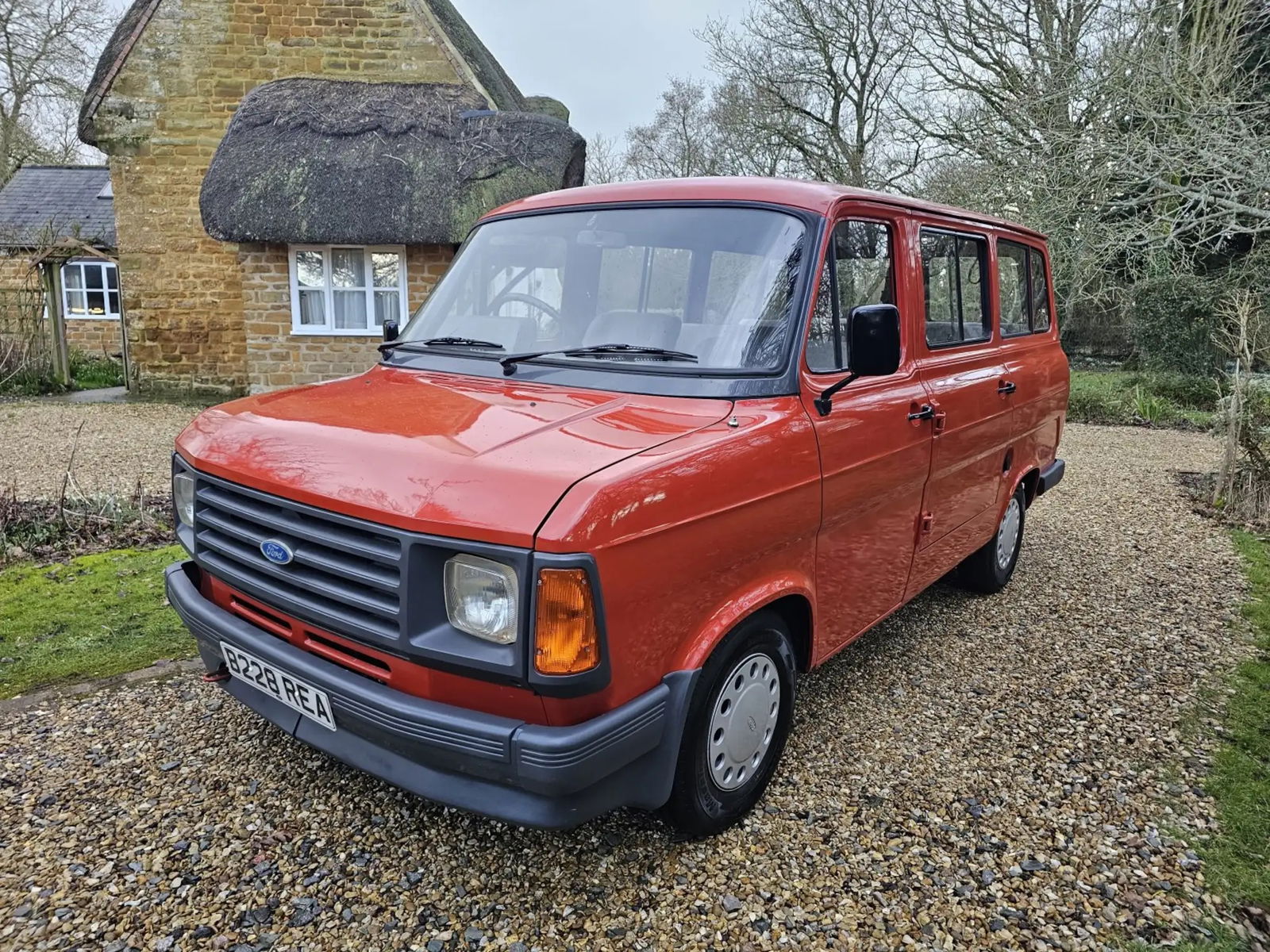 1985 Ford Transit Mk2 Custom 2.0 Minibus 