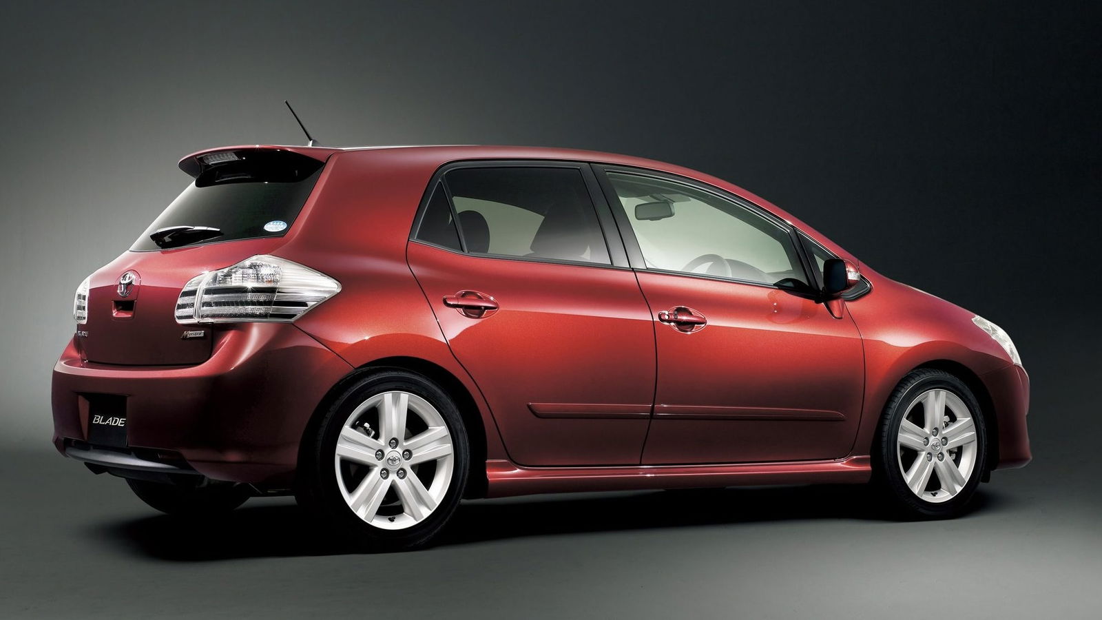 Toyota Blade Master
