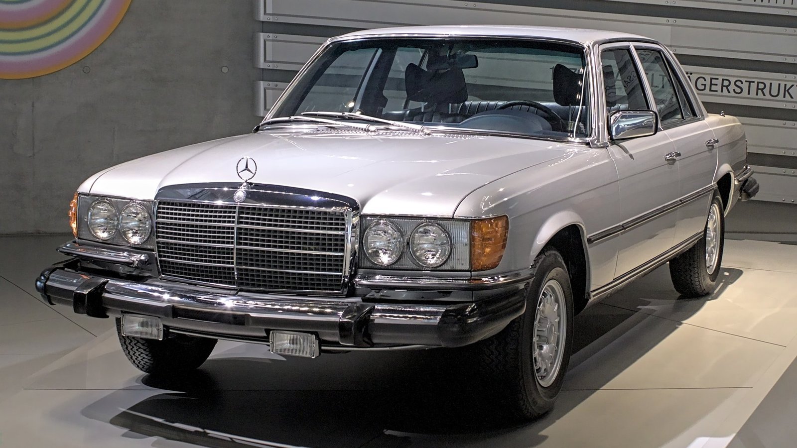 Mercedes-Benz 300 SD (W116)
