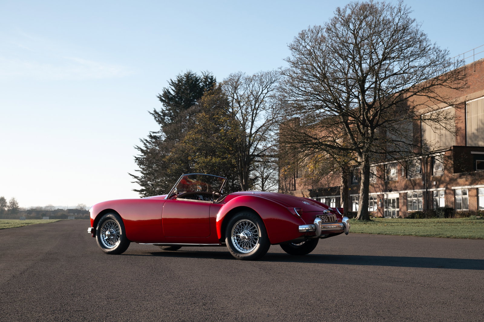 MG MGA