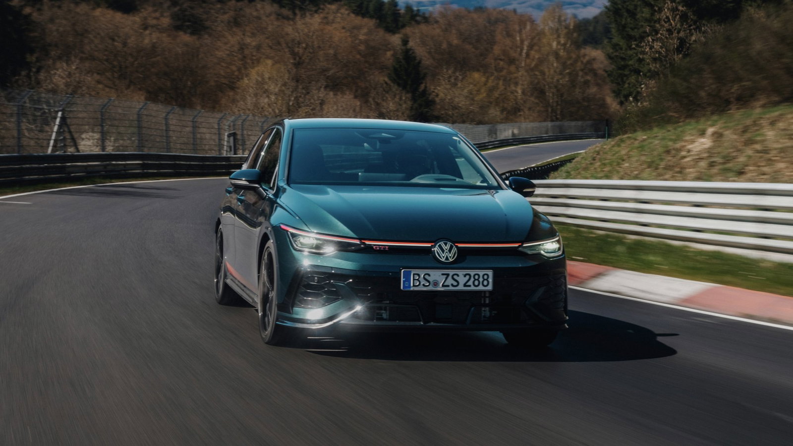 Volkswagen Golf GTI Edition 50
